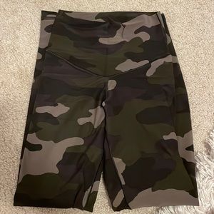 aerie camo leggings